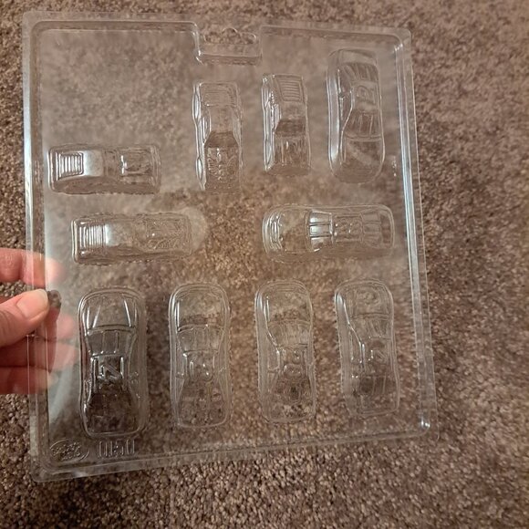 Vintage 1983 Care Bears,Wilton Pooh&Tigger 90's Plastic Candy/Choc Molds,Sports - Picture 5 of 15